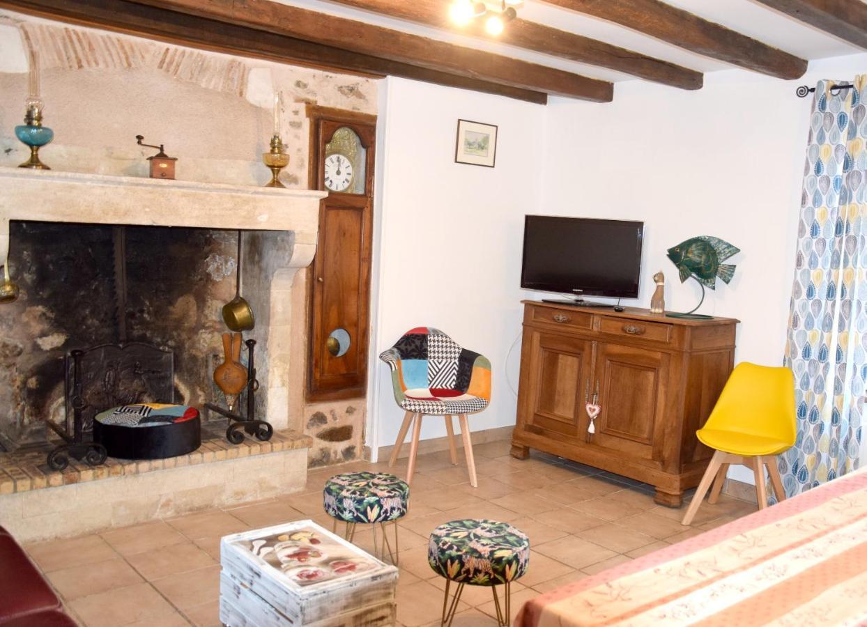Maison Charismatique A Saint-Germier Avec Jardin Cloture. Екстер'єр фото